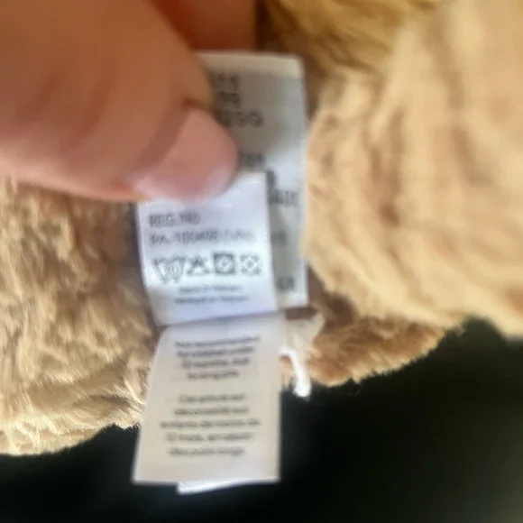 Jellycat Lion Tan Plush Toy - Picture 9 of 11